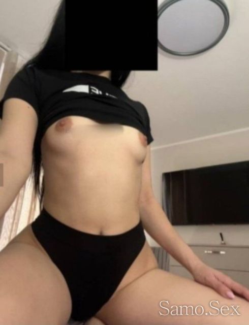 минути 🫦ново и секси бонбонче Очаквам ви 😍 -  снимка 2