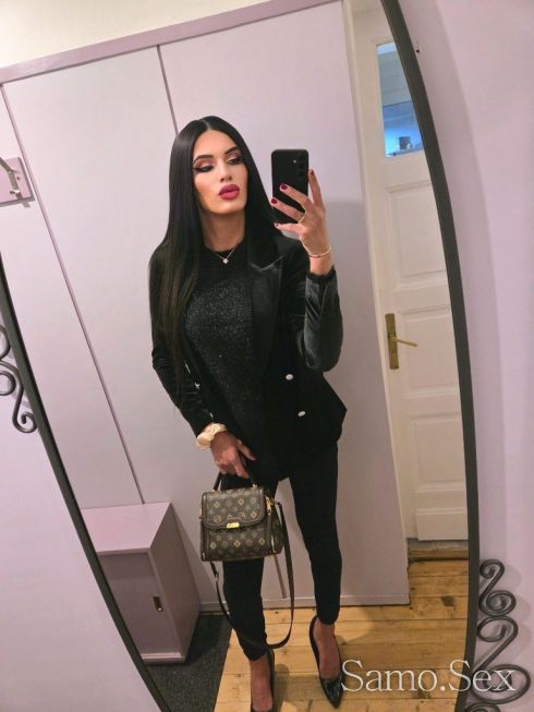 try the temptation...🍑🤤🫦🥂 -  снимка 13