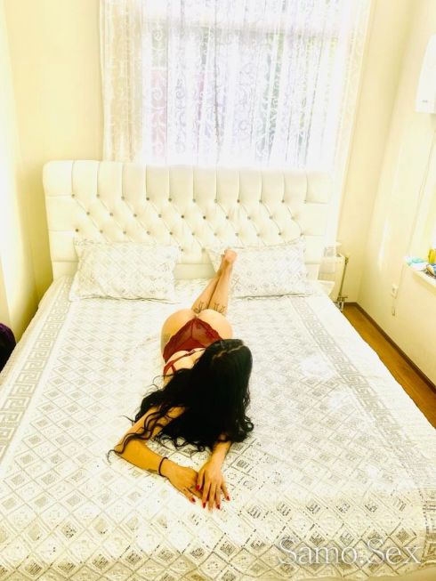 Страстна мацка -  снимка 1