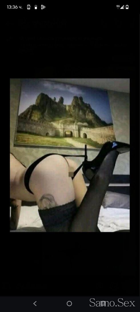 Пас-SISSY Курва и Момиче на 24 гд предлагат би тройка на мъже -  снимка 7