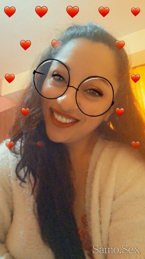 Сладката Ани пак е тук -  снимка 5