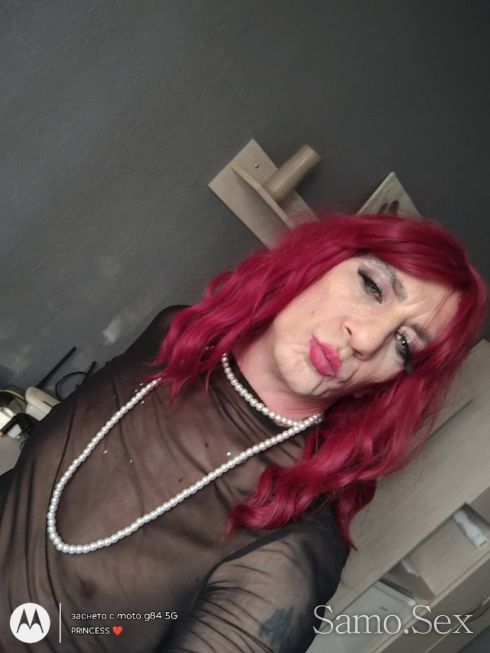 Брутална КУРВА -  снимка 2