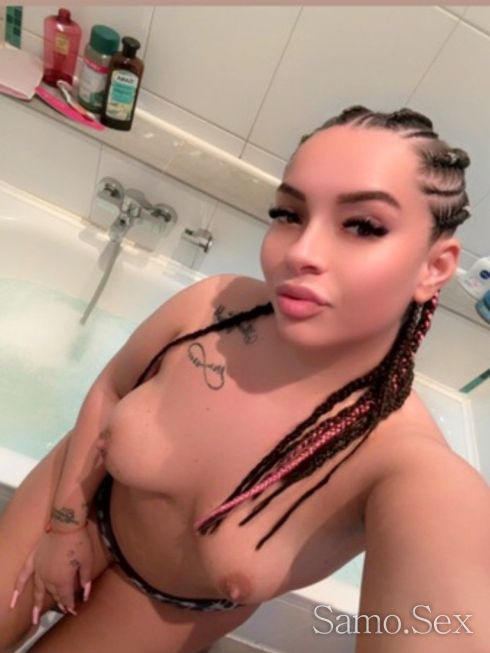 Нова във града! -  снимка 2