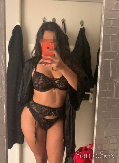 I am your fantasy. 🧜‍♀️☎️ -  снимка 3