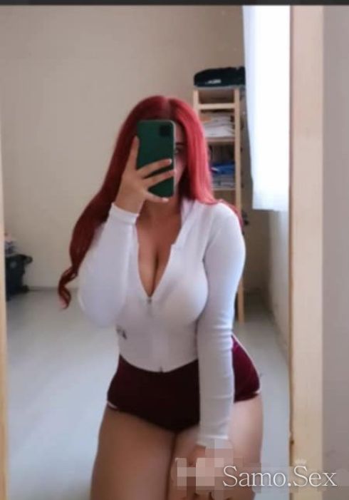 Сочно бонбонче🤤🫦 -  снимка 1