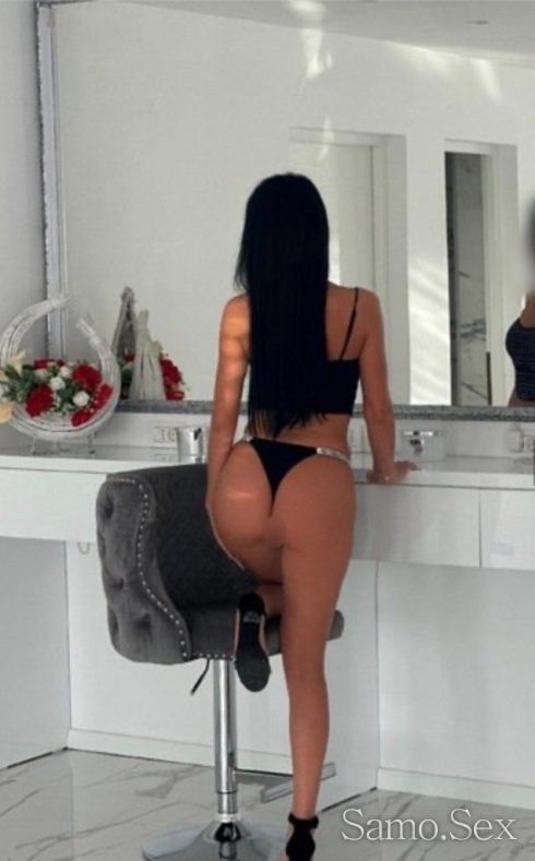 Тук за малко -  снимка 3