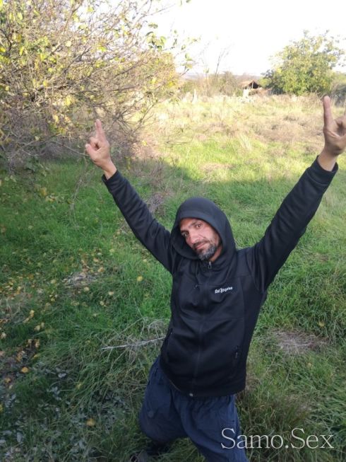 Предлагам лизане до като свършите и секс на възрасни дами -  снимка 5