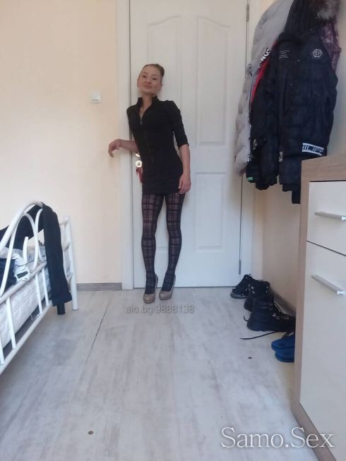 Здравей аз съм десита и предлагам незабравими удоволствие -  снимка 3