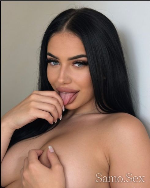 NEW BRUNETTE BITCH 🖤⚜️ -  снимка 3