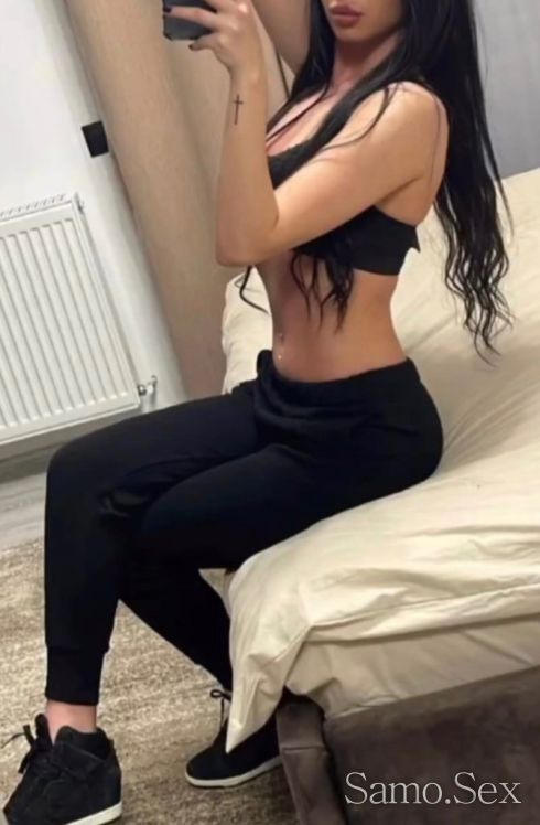 Диди Иванова 💋🔞 -  снимка 2