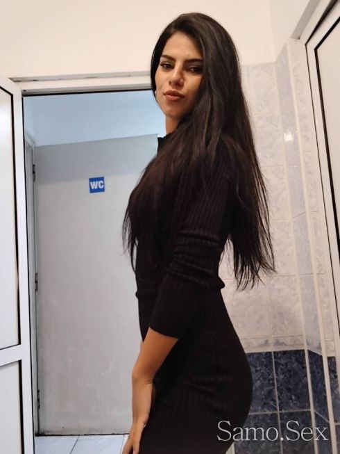 💋Малка и тясна🫦 -  снимка 5