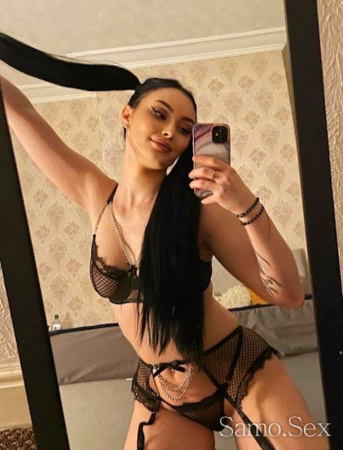 Стела Секси и палава🩷💟 -  снимка 3