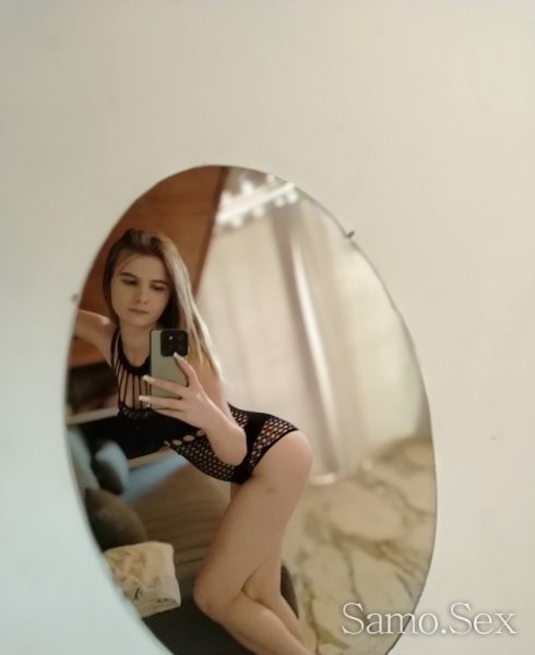 Твоята анална перверзница Никол🤪😇100€ пълна програма -  снимка 1