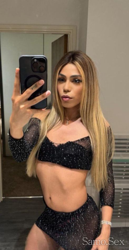 Руса плава Блондинка готова да задоволи твой те фантазии -  снимка 6