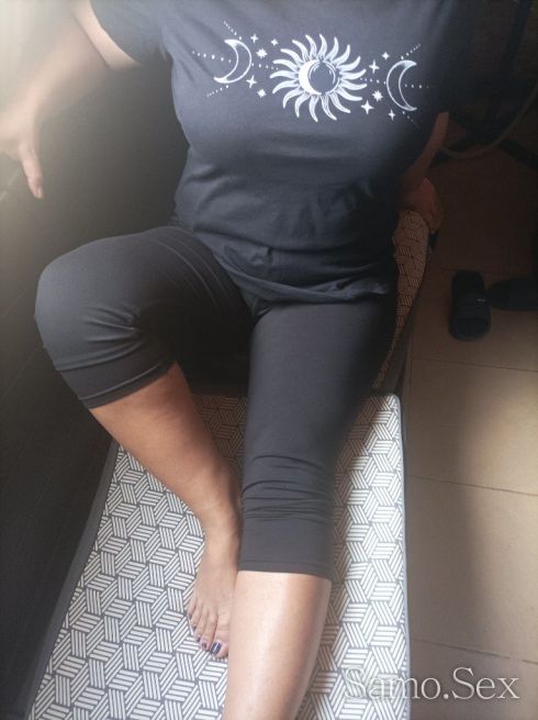 Секси с голям бюст -  снимка 5