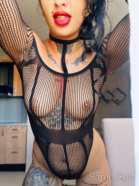 Твоята кучка! 🔞 -  снимка 4