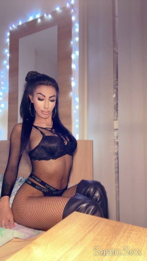 Мокра и страстна ела да се изчукаме 📲🔞🫦 💯% Реална!!! -  снимка 3