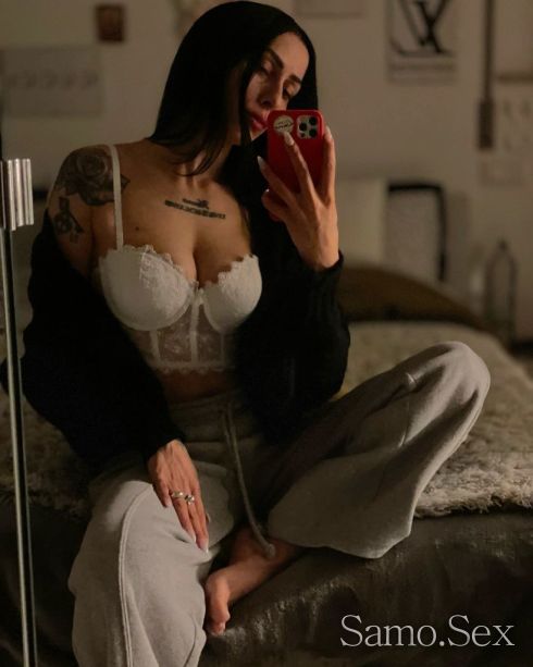 Дива и красива -  снимка 1