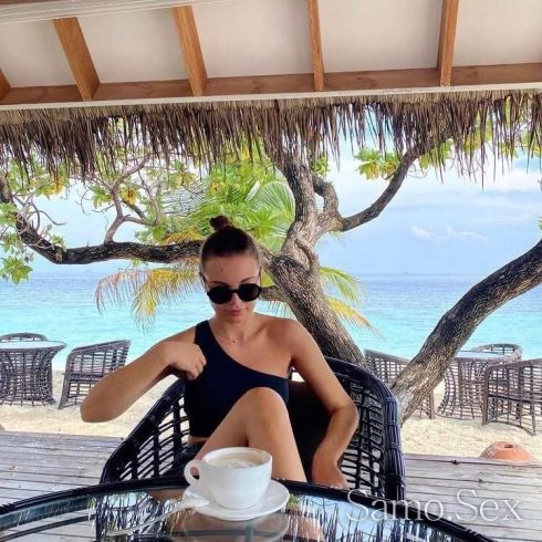 Обичам да ме чукат😝 -  снимка 1