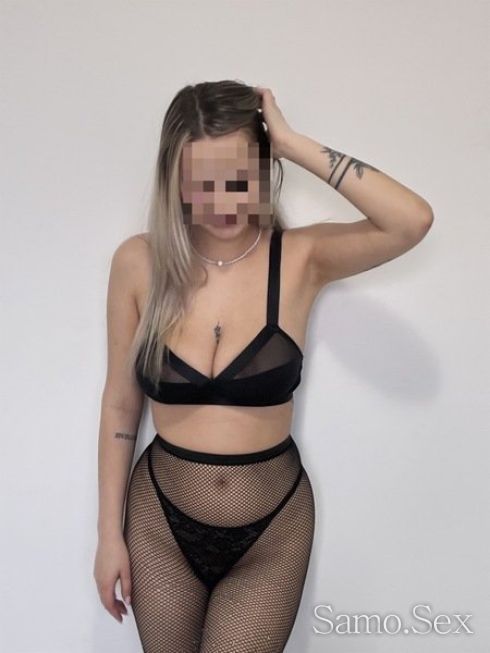 Възбудена -  снимка 2