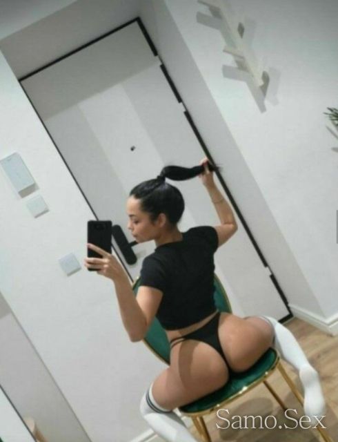 Винаги коректна усмихната -  снимка 3