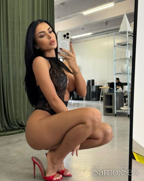 Секси лейди -  снимка 4