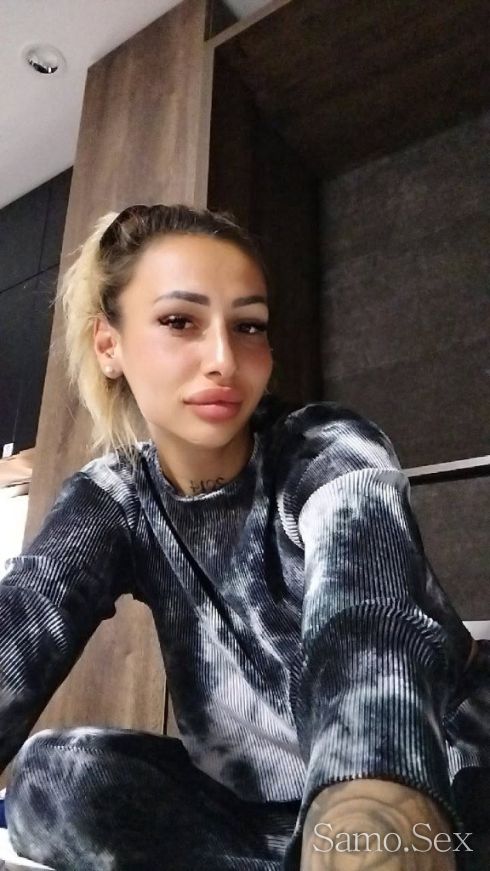 🥵💦Нова в града 🥵💦 -  снимка 2