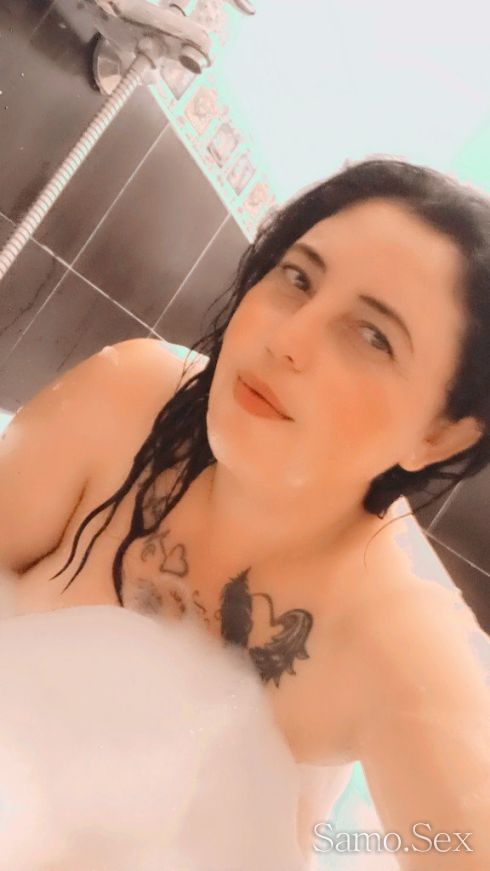 на 100%реална -  снимка 1