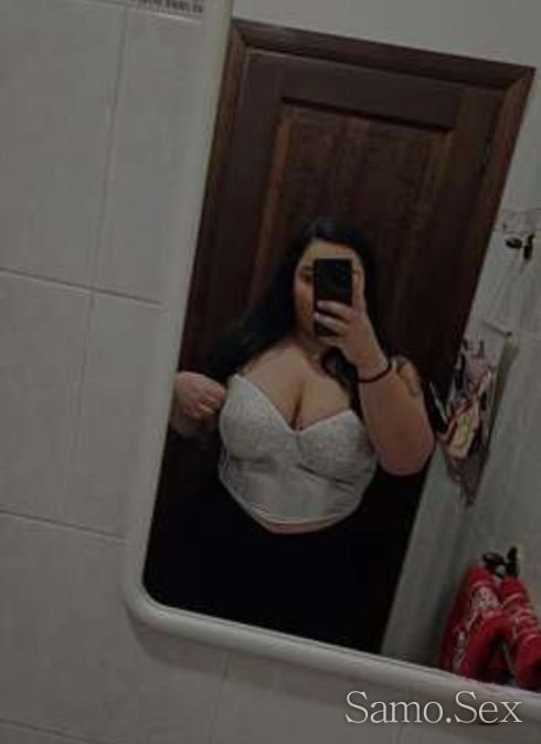 Млада и красива -  снимка 2