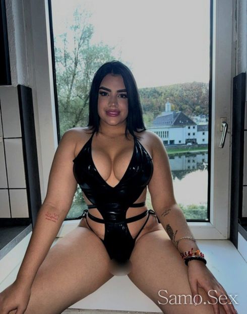 Порно нонстоп на камера хайде пиленца -  снимка 10