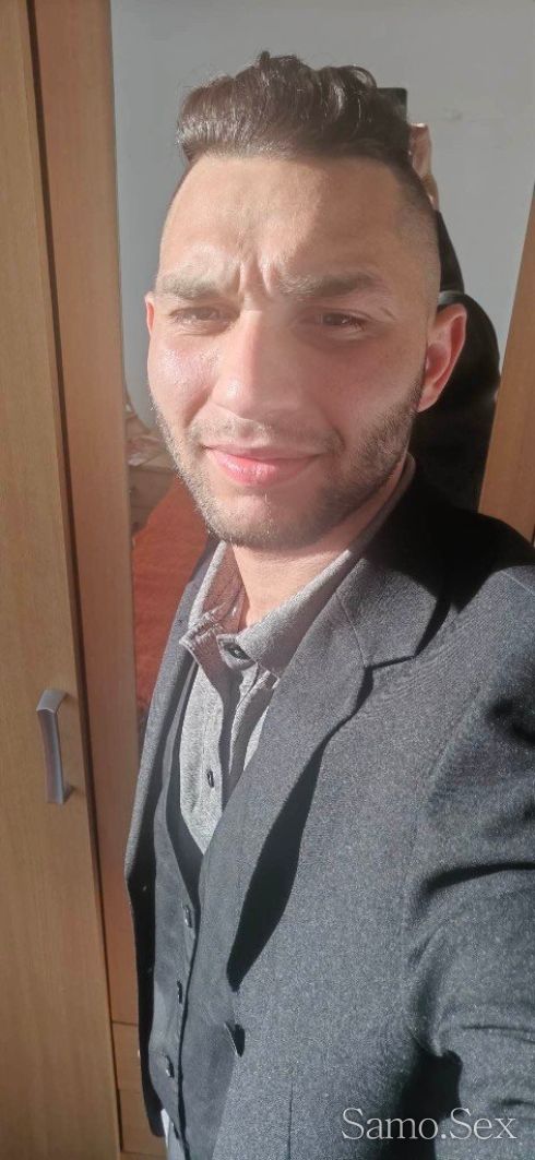 „Най-бързият начин да опознаеш една жена е да пътуваш с нея.“ -  снимка 1