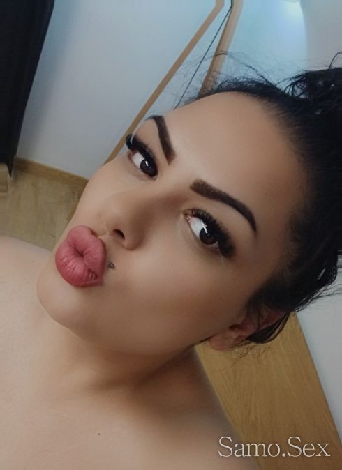 Нова брюнетка при теб💋 -  снимка 2