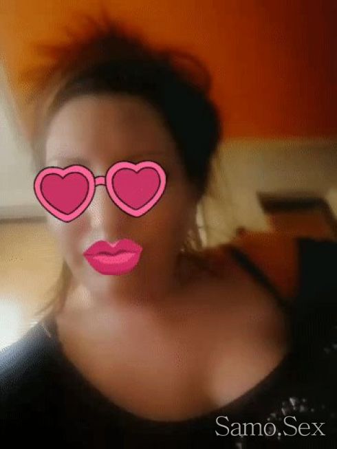 Френска в кола👅👀 -  снимка 1