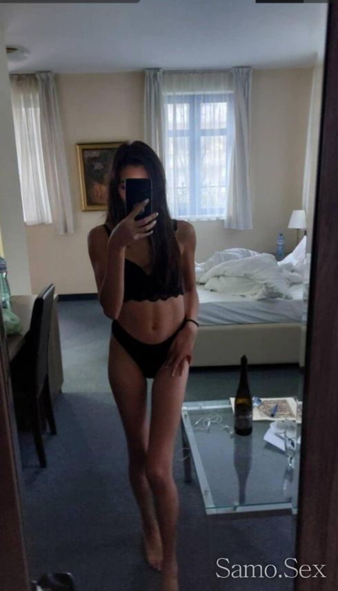 Секси момиче сам ас -  снимка 4