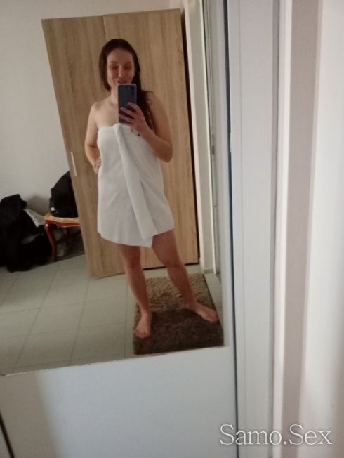 Падам си по мъжете определено -  снимка 1