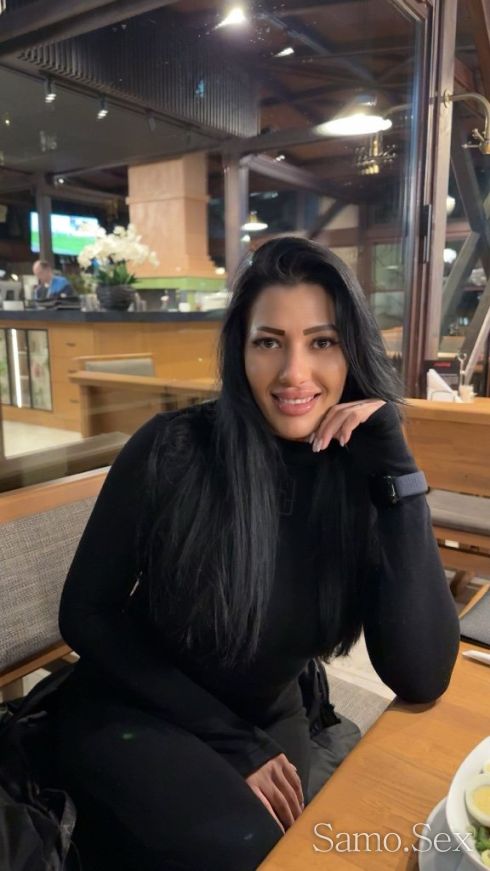 Гореща -  снимка 1