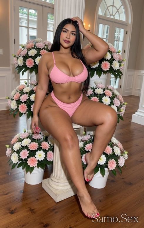 АЗ СЪМ РУБИ, ФЛИРТУВАЩА, ОЧАРОВАТЕЛНА И АНГАЖИРАНА -  снимка 1