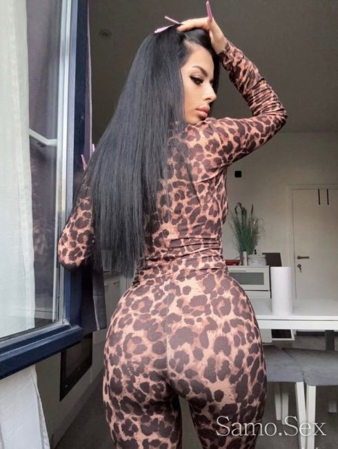 HOT GIRL! 💦 😋💋 -  снимка 4