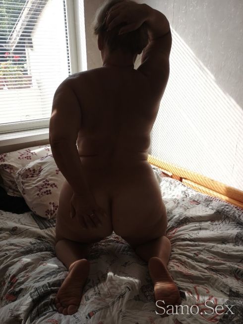 ЕЛА В СОФИЯ ПРИ HOT DEVIL MILF -  снимка 4