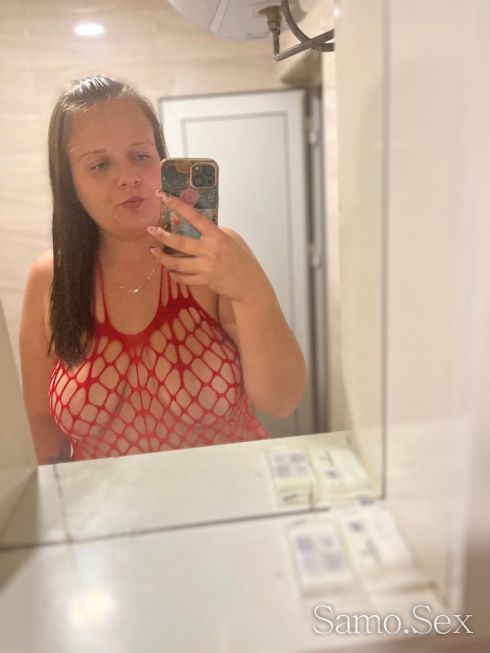 Нова в града за малко 🥰🥰 -  снимка 6