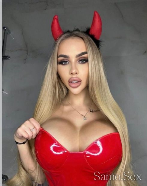 HOT GIRL! 💦 😋💋 -  снимка 5