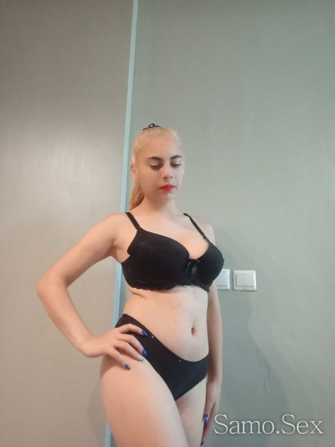 Асия секси блонди 30мин80лв +френска бес в цената😘🍀♥️ -  снимка 3