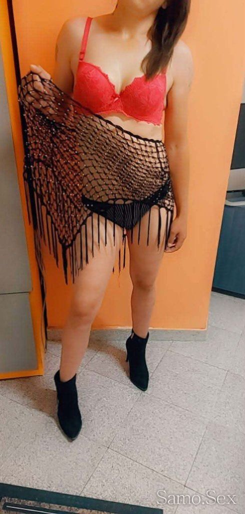 Nejna krasavica -  снимка 2