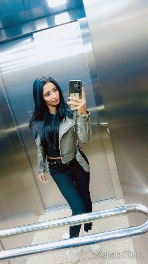 Viki -  снимка 1