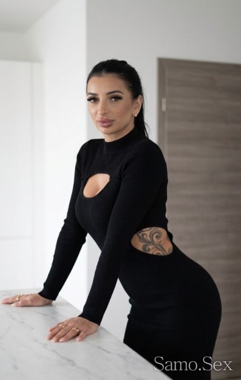 🌹 Стилна и усмихната дама -  снимка 3