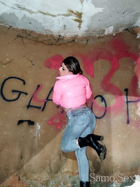 Курвичка 🫦 -  снимка 5