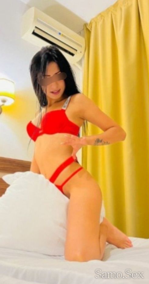 Страстна и палава😻🔞 -  снимка 1