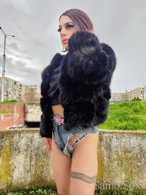 За малко в Пловдив -  снимка 2