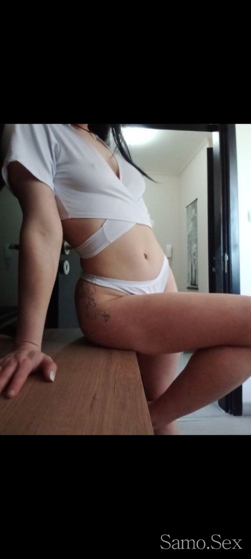 Харесва ми да доставям удоволствие  в мъжете.👅🙄 -  снимка 1