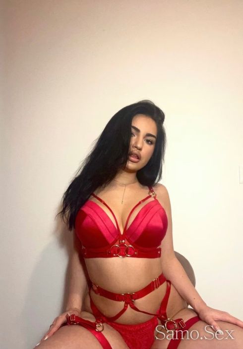 Яница страстна и много тясна 😻 -  снимка 1